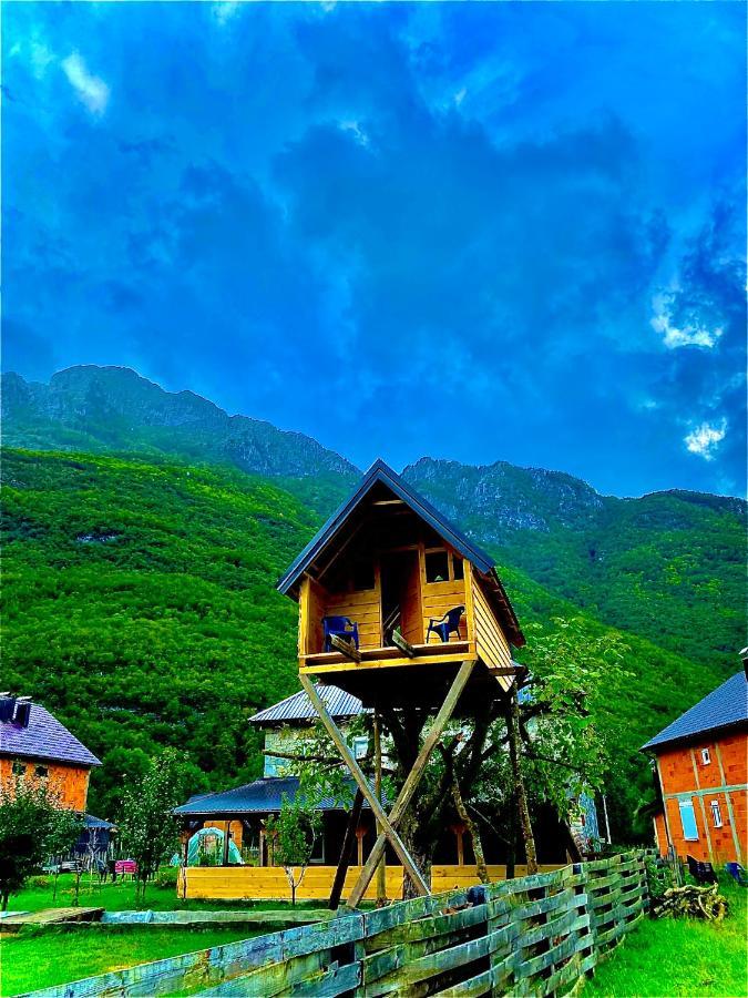 The Blue Eye Bed & Breakfast Vusanje Exterior photo